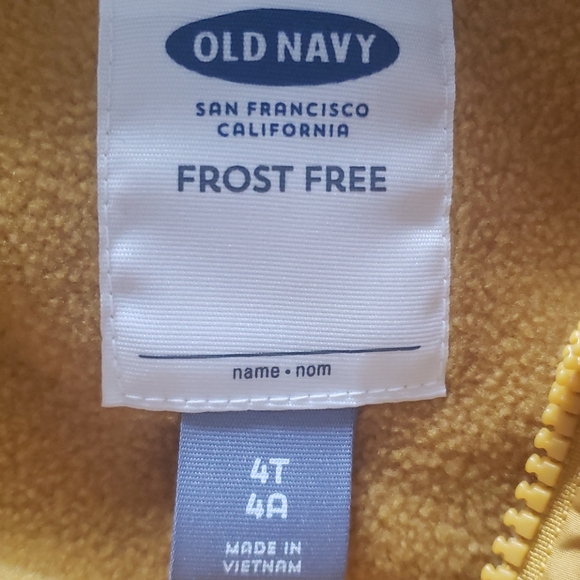 Old Navy Frost Free Puffer Vest - Picture 4 of 4